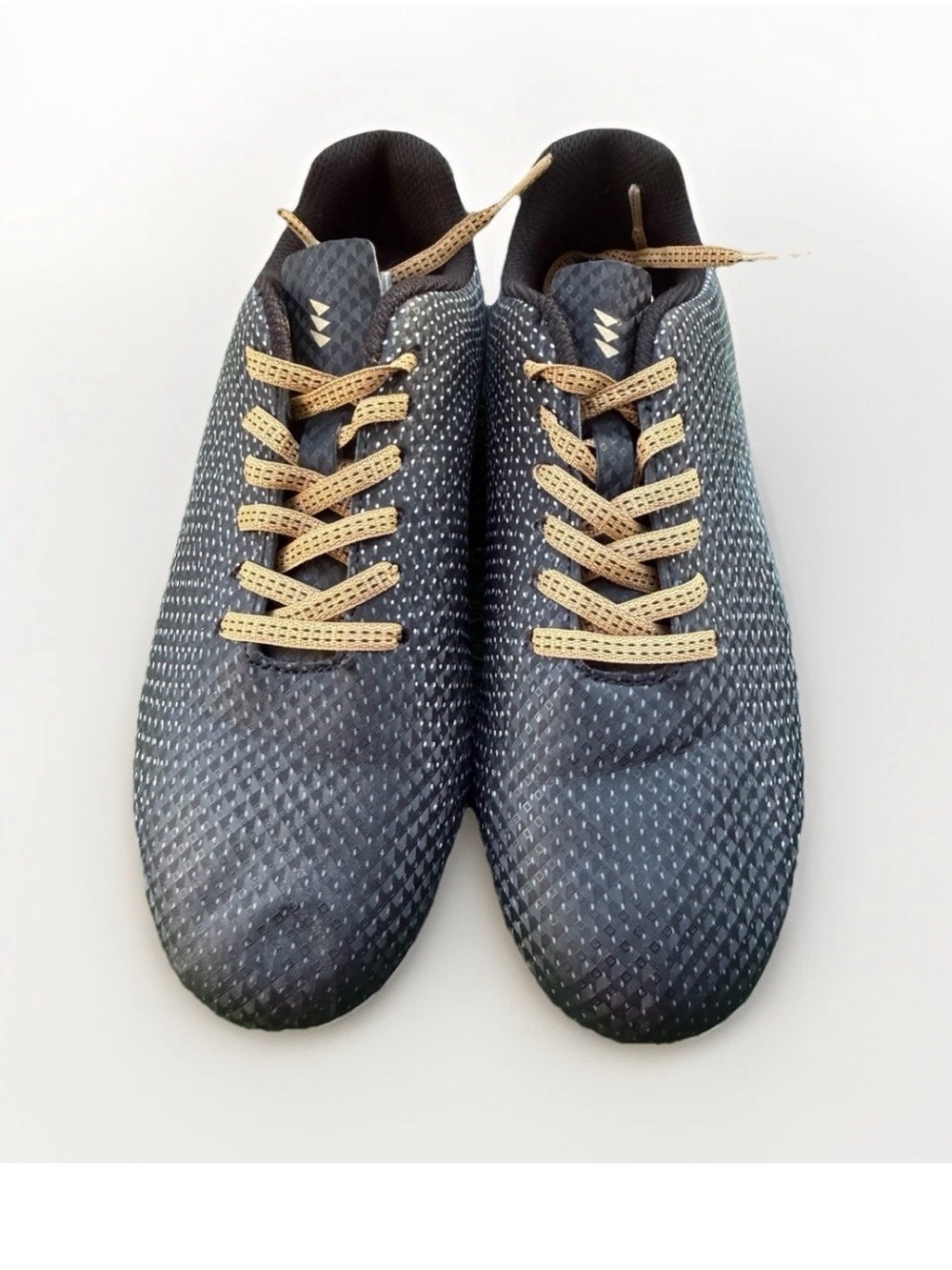 DSG Speed Viper Size 4Y Black/Gold Lace-up Low Top Soccer Cleats EUC